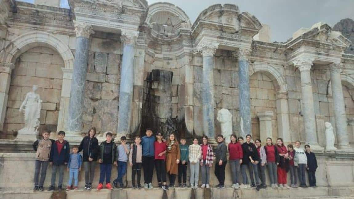 ENGEP kapsamında öğrencilerimiz Burdur ili Ağlasun ilçesinde yer alan Sagalassos Antik Kentini ziyaret etti.